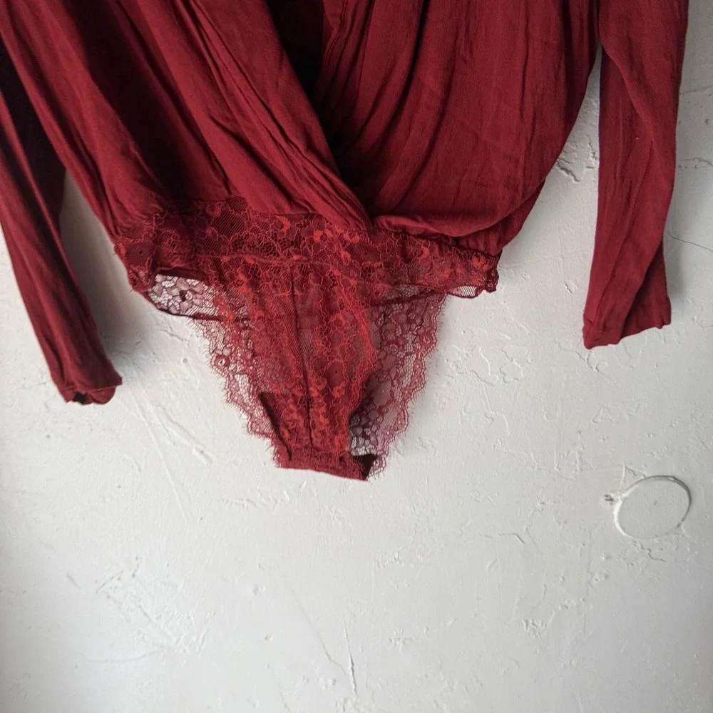 Intimately Free People Red Lace‎ Plunging Neckline Bodysuit XS Festival Boho